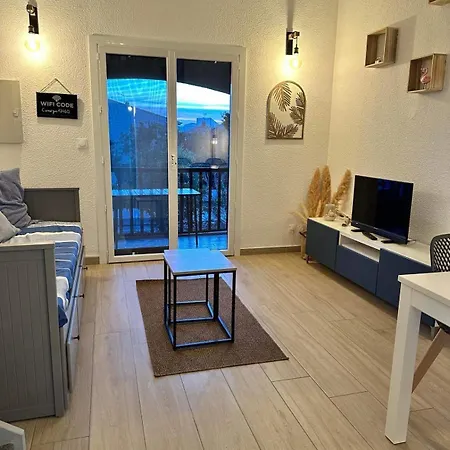 Appartement Duplex 4Pers Climatise - Locations Vld Camargue Saintes-Maries-de-la-Mer Exterior photo